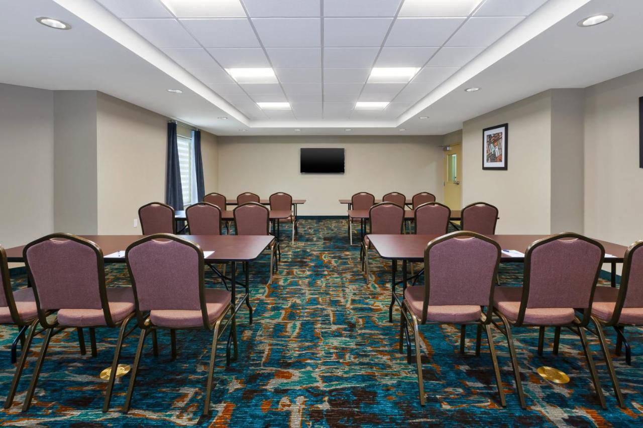 Candlewood Suites Louisville - Ne Downtown Area By Ihg Экстерьер фото